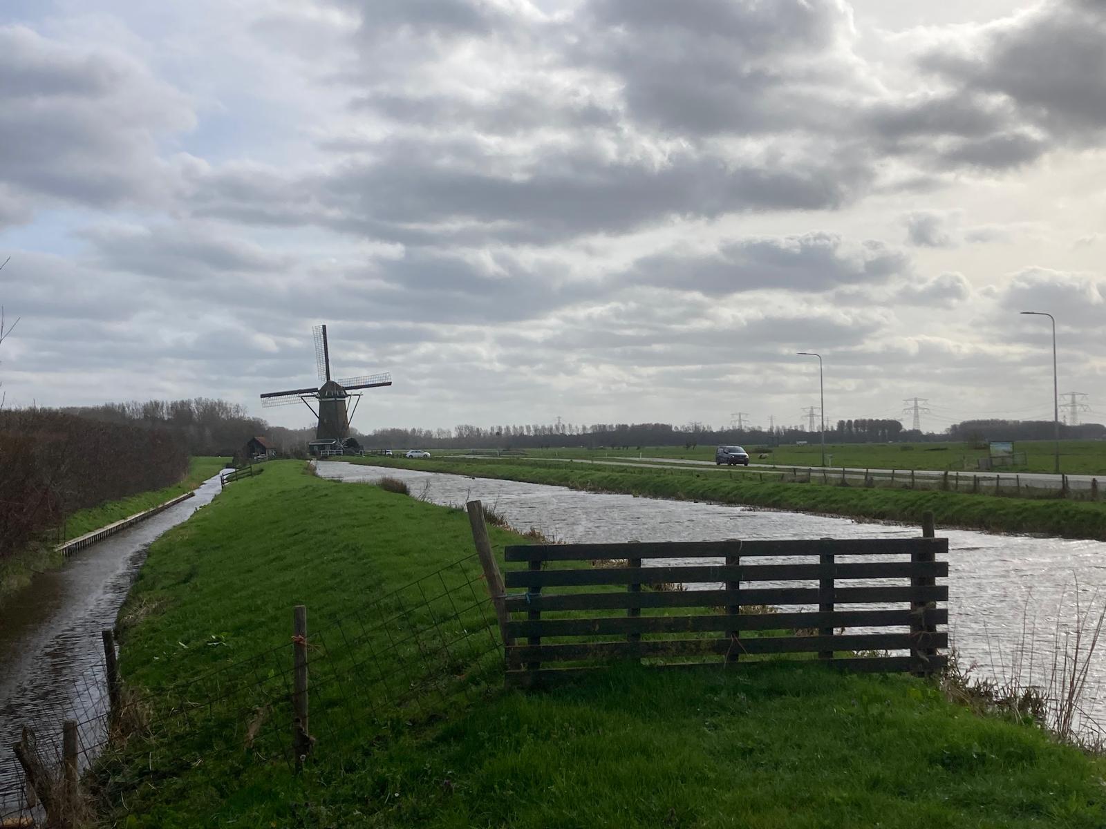 Gemeenten en waterschappen geven advies over slootwatergebruik na nieuwe PFAS-metingen